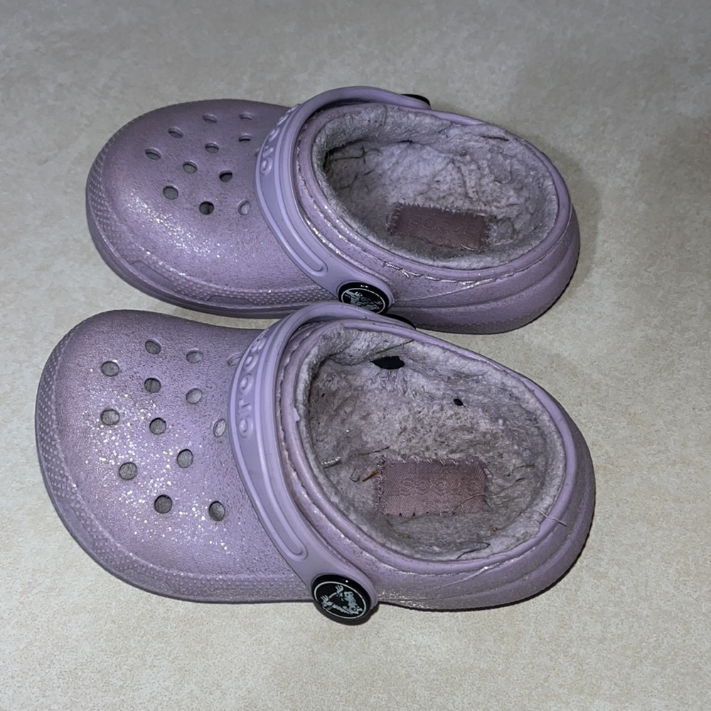 Crocs - Picture 2 of 5